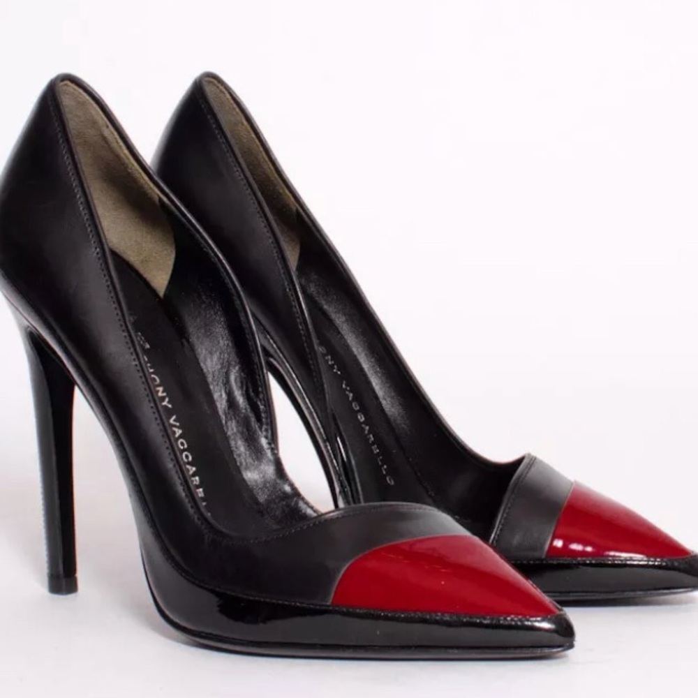 🔥🔥SOLD🔥🔥 LUNA  Vaccarello pumps size 38